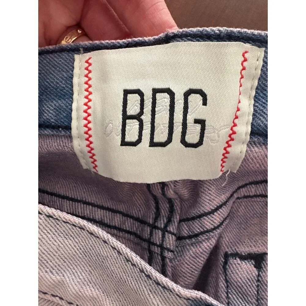 BDG UO Baggy Skate Fit Wide Leg Jeans in Pink Wash Men’s Size 34 x 32